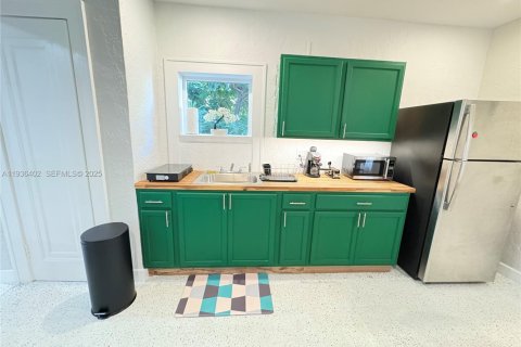 Apartamento en alquiler en Miami, Florida, 1 dormitorio, 67.63 m2 № 2240211 - foto 24
