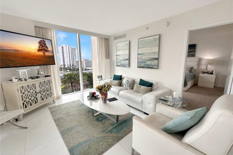 Condo à Sunny Isles Beach, Floride, 3 chambres  № 2039188