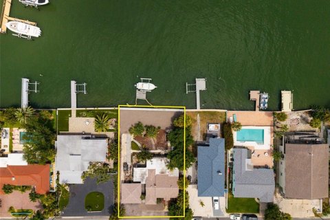 Terreno en venta en Saint Pete Beach, Florida № 2167021 - foto 13