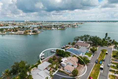 Terreno en venta en Saint Pete Beach, Florida № 2167021 - foto 15