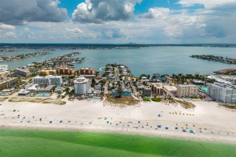 Terreno en venta en Saint Pete Beach, Florida № 2167021 - foto 5