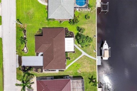 Villa ou maison à louer à Punta Gorda, Floride: 2 chambres, 133.5 m2 № 1562912 - photo 5