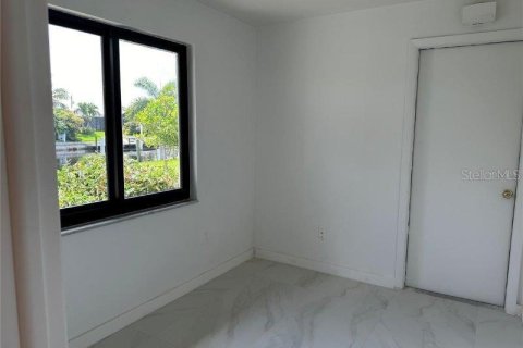 Villa ou maison à louer à Punta Gorda, Floride: 2 chambres, 133.5 m2 № 1562912 - photo 18