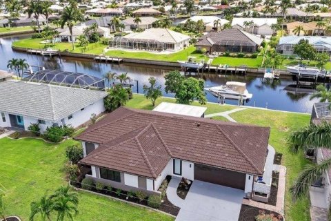Villa ou maison à louer à Punta Gorda, Floride: 2 chambres, 133.5 m2 № 1562912 - photo 3