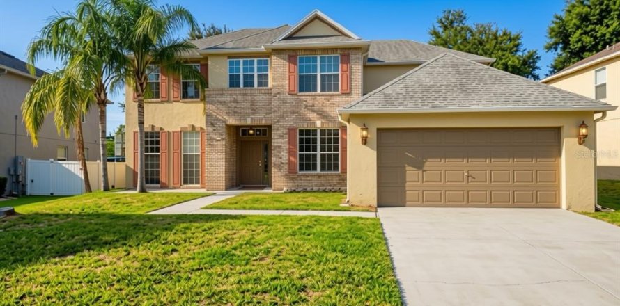 Villa ou maison à Clermont, Floride 5 chambres, 337.51 m2 № 2350128