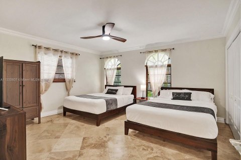 Villa ou maison à louer à Hollywood, Floride: 5 chambres, 260.13 m2 № 2023162 - photo 20