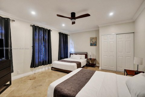 Villa ou maison à louer à Hollywood, Floride: 5 chambres, 260.13 m2 № 2023162 - photo 11