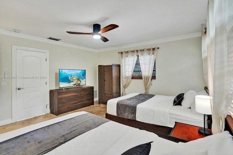 Villa ou maison à louer à Hollywood, Floride: 5 chambres, 260.13 m2 № 2023162 - photo 21