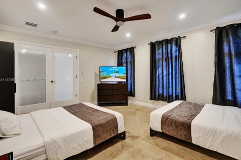 Villa ou maison à louer à Hollywood, Floride: 5 chambres, 260.13 m2 № 2023162 - photo 12