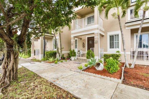 House in Homestead, Florida 3 bedrooms, 146.79 sq.m. № 1887551 - photo 10