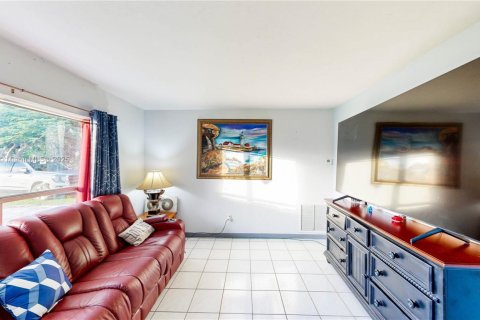 House in Palmetto Bay, Florida 4 bedrooms, 134.89 sq.m. № 1697034 - photo 6