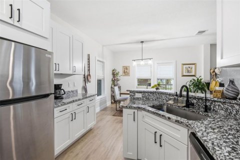 Villa ou maison à vendre à Clearwater, Floride: 3 chambres, 148.18 m2 № 2413641 - photo 10