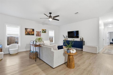 Villa ou maison à vendre à Clearwater, Floride: 3 chambres, 148.18 m2 № 2413641 - photo 7