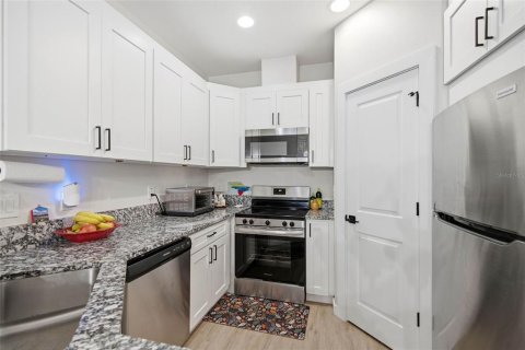 Villa ou maison à vendre à Clearwater, Floride: 3 chambres, 148.18 m2 № 2413641 - photo 11