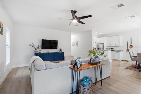 Villa ou maison à vendre à Clearwater, Floride: 3 chambres, 148.18 m2 № 2413641 - photo 8