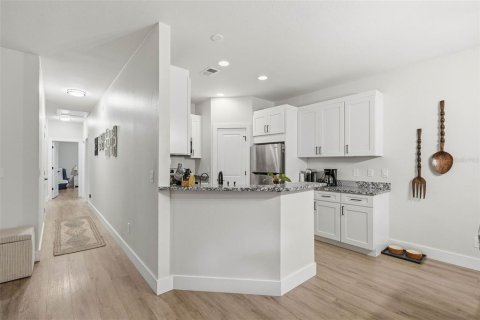 Villa ou maison à vendre à Clearwater, Floride: 3 chambres, 148.18 m2 № 2413641 - photo 12