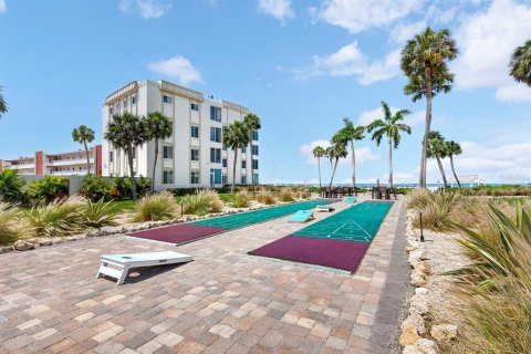 Copropriété à vendre à Sarasota, Floride: 2 chambres, 111.85 m2 № 2387573 - photo 16