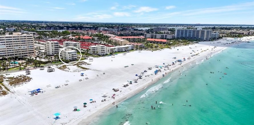 Condo à Sarasota, Floride, 2 chambres № 2387573
