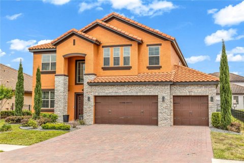 House in DeBary, Florida 5 bedrooms, 357.86 sq.m. № 2114511 - photo 4
