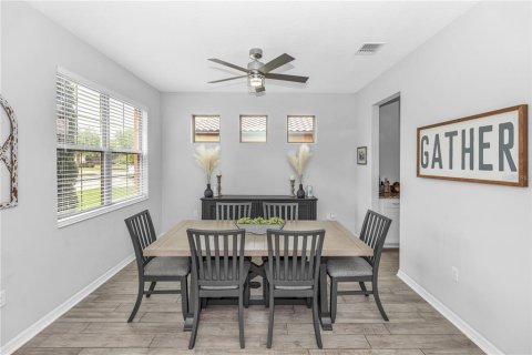 House in DeBary, Florida 5 bedrooms, 357.86 sq.m. № 2114511 - photo 8