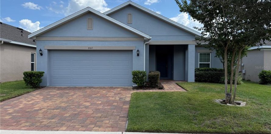 House in Groveland, Florida 4 bedrooms, 158.96 sq.m. № 1907413