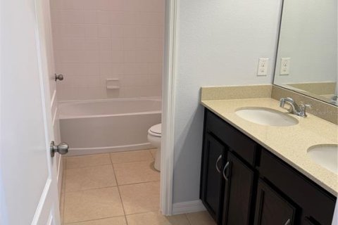 House in Groveland, Florida 4 bedrooms, 158.96 sq.m. № 1907413 - photo 16