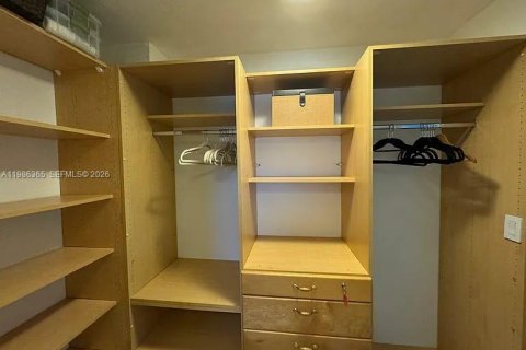 Снять в аренду кондоминиум в Майами-Бич, Флорида 35.67м2, № 2044907 - фото 8