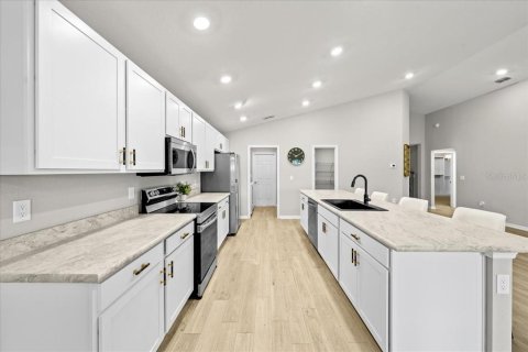 Villa ou maison à vendre à Polk City, Floride: 4 chambres, 190.73 m2 № 2429051 - photo 12