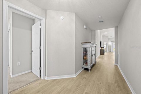 Villa ou maison à vendre à Polk City, Floride: 4 chambres, 190.73 m2 № 2429051 - photo 3