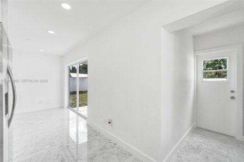 House in Hollywood, Florida 3 bedrooms № 2068912 - photo 30