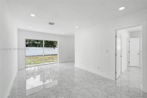 House in Hollywood, Florida 3 bedrooms № 2068912 - photo 17