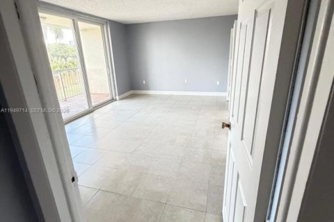 Appartement à louer à Hialeah, Floride: 2 chambres, 82.68 m2 № 2007292 - photo 21