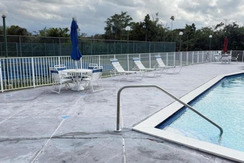 Appartement à louer à Hialeah, Floride: 2 chambres, 82.68 m2 № 2007292 - photo 28