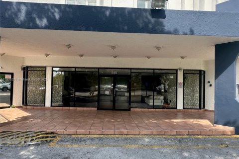 Copropriété à vendre à Miami, Floride: 1 chambre, 70.42 m2 № 2012302 - photo 12