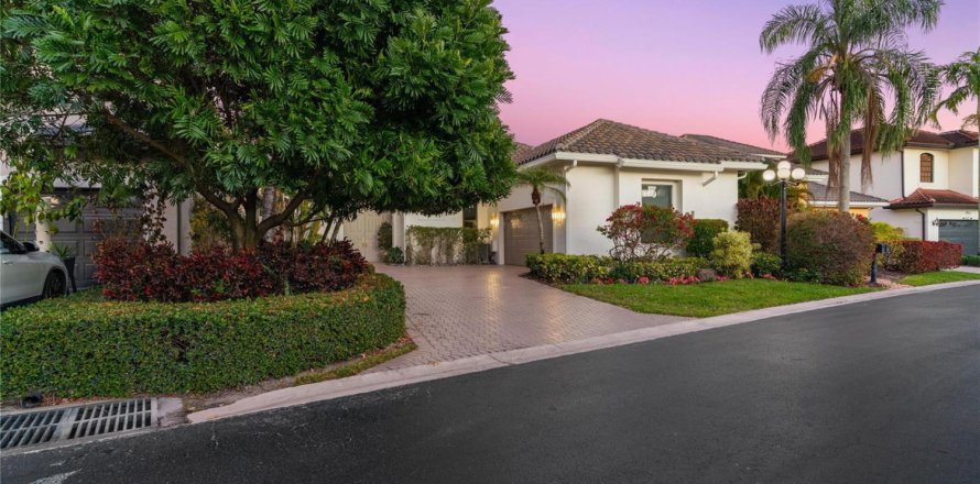 Casa en Boca Raton, Florida 4 dormitorios, 264.4 m2 № 2183480
