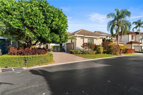 Casa en venta en Boca Raton, Florida, 4 dormitorios, 264.4 m2 № 2183480 - foto 21