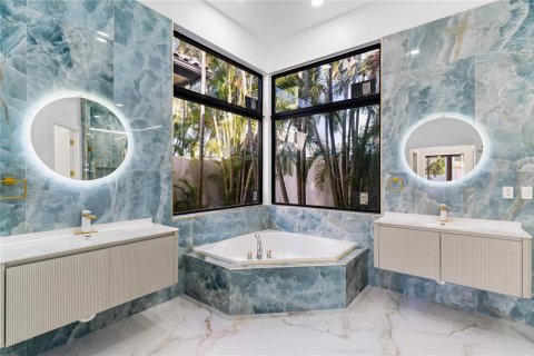 Casa en venta en Boca Raton, Florida, 4 dormitorios, 264.4 m2 № 2183480 - foto 29