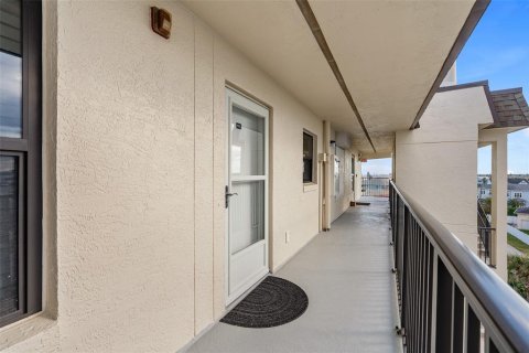 Copropriété à vendre à Ormond Beach, Floride: 2 chambres, 81.1 m2 № 2151334 - photo 3