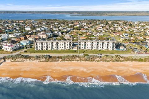 Condo à Ormond Beach, Floride, 2 chambres  № 2151334