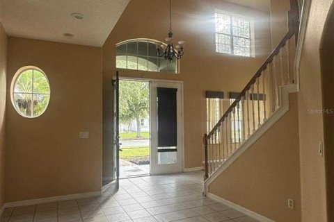 Casa en alquiler en Kissimmee, Florida, 5 dormitorios, 319.58 m2 № 1856161 - foto 3