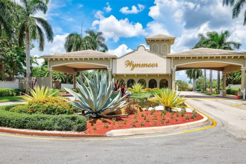 Condo in Coconut Creek, Florida, 2 bedrooms  № 1844026 - photo 24