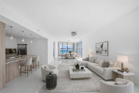Copropriété à vendre à North Bay Village, Floride: 3 chambres, 170.94 m2 № 2183266 - photo 2