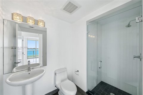 Copropriété à vendre à North Bay Village, Floride: 3 chambres, 170.94 m2 № 2183266 - photo 12