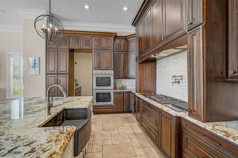 Купить виллу или дом в Сарасота, Флорида 12 комнат, 589.93м2, № 2123309 - фото 17