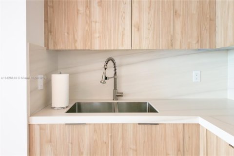 Condominio en venta en Aventura, Florida, 2 dormitorios, 133.04 m2 № 1797097 - foto 4