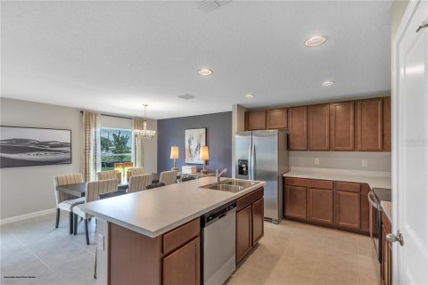 House in Tavares, Florida 3 bedrooms, 130.71 sq.m. № 1919795 - photo 9