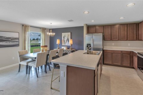 House in Tavares, Florida 3 bedrooms, 130.71 sq.m. № 1919795 - photo 8