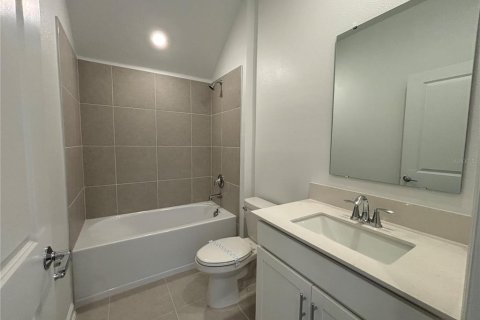 Villa ou maison à louer à Clermont, Floride: 4 chambres, 187.94 m2 № 2151297 - photo 10