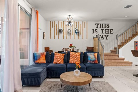 Adosado en venta en Davenport, Florida, 5 dormitorios, 211.91 m2 № 2214722 - foto 10