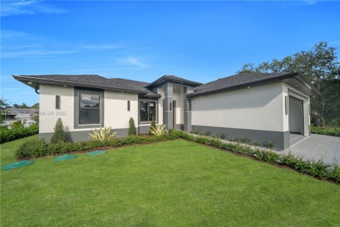 Casa en venta en Lehigh Acres, Florida, 3 dormitorios № 1983710 - foto 5